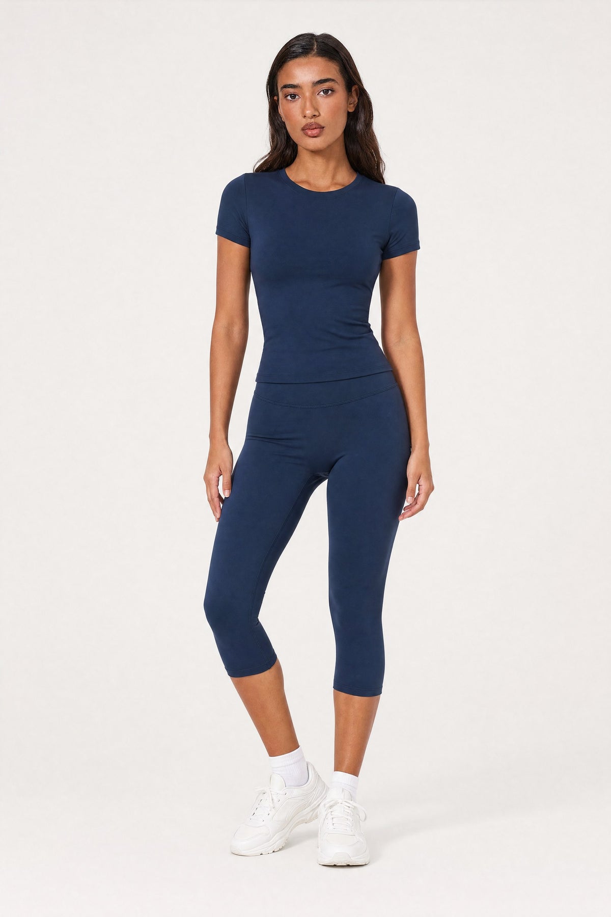 Capri Leggings Midnight, front view on model