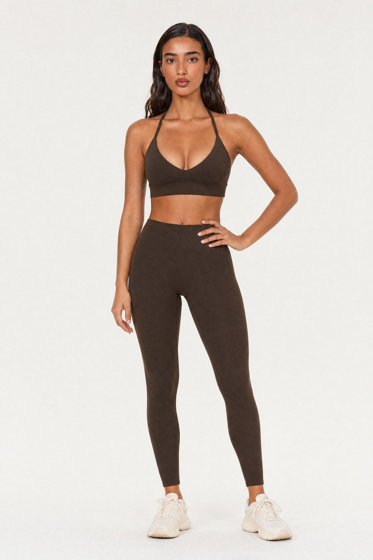 Model wearing the Leggings Ganache