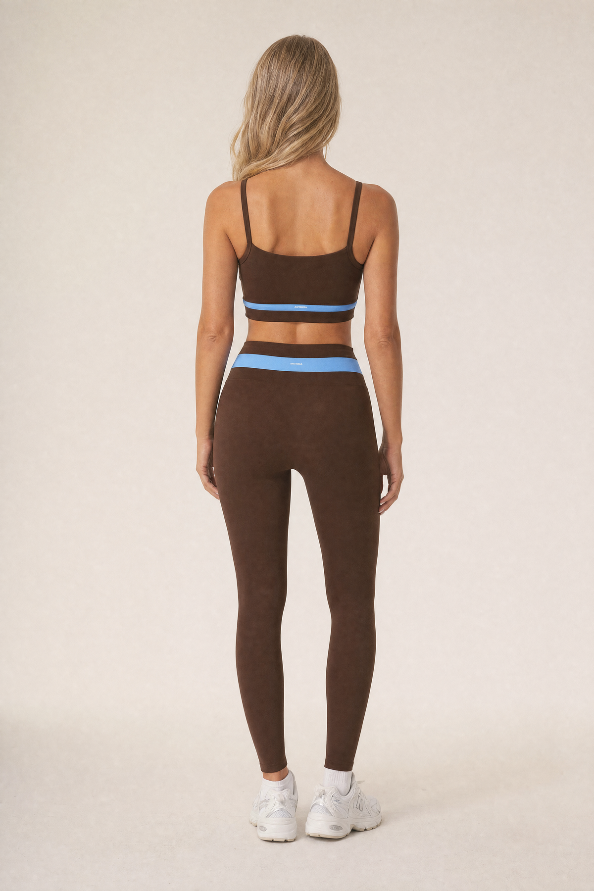 Contrast Band Cami Top Walnut – back logo detail