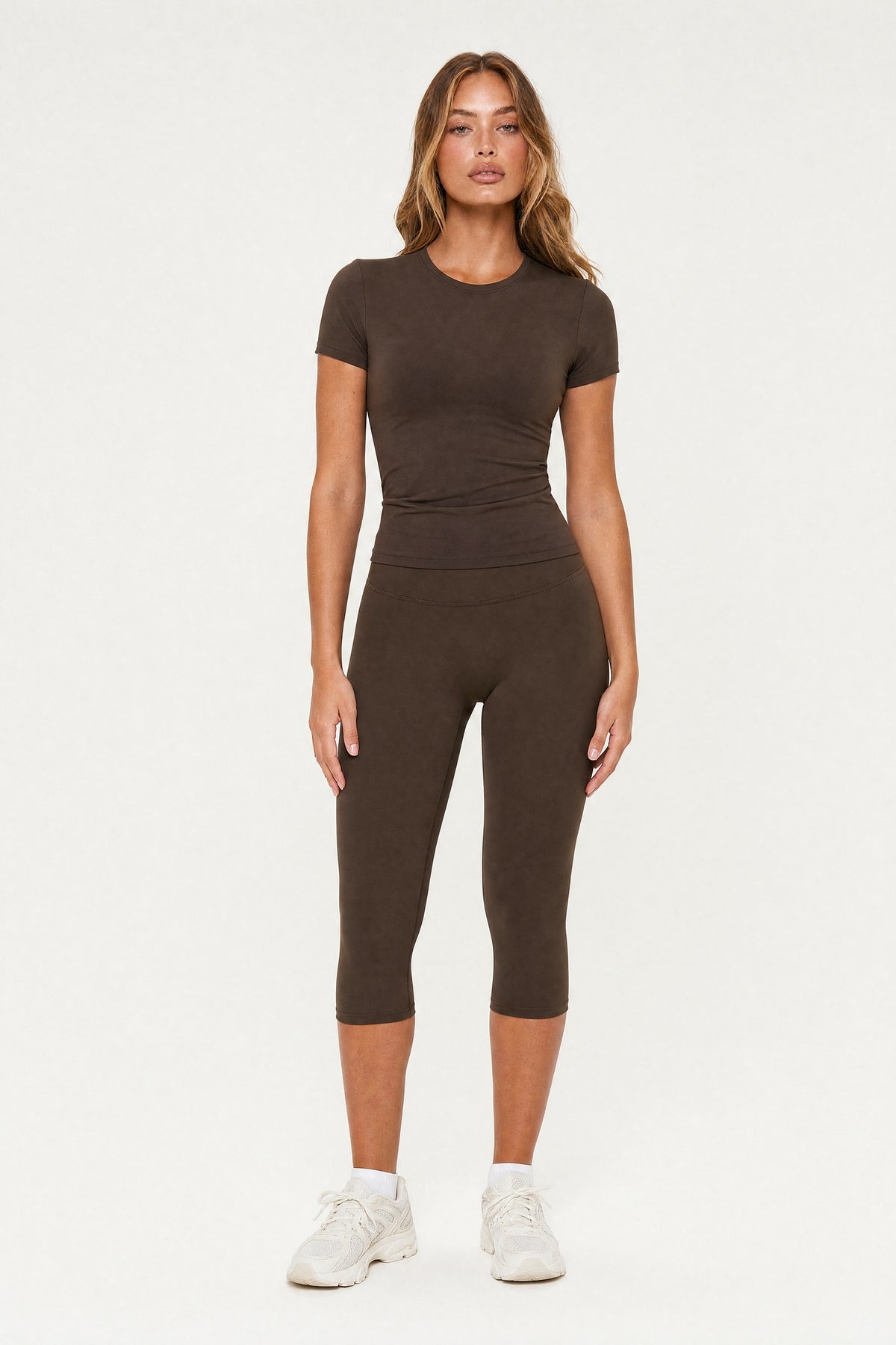 Capri Leggings Ganache, front view on model