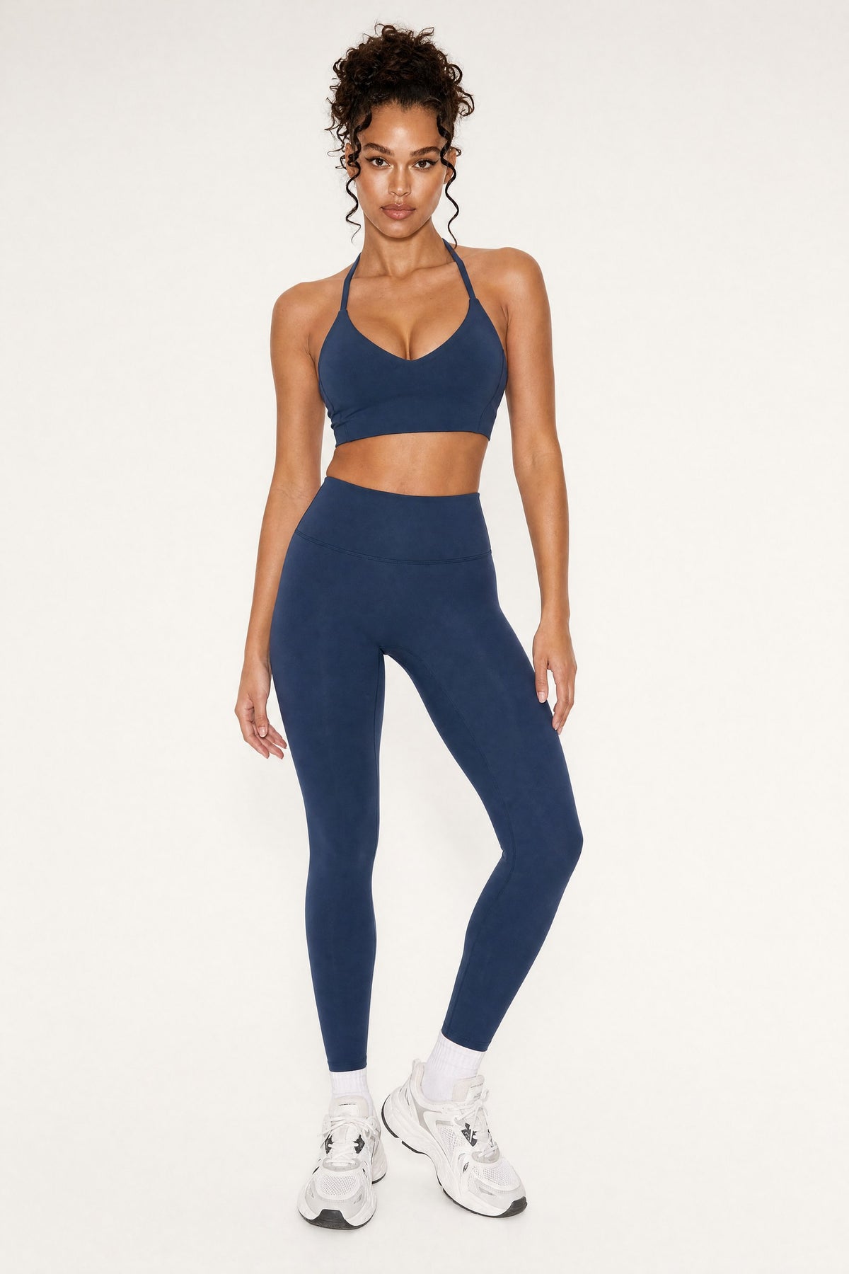Leggings Midnight, front view on model