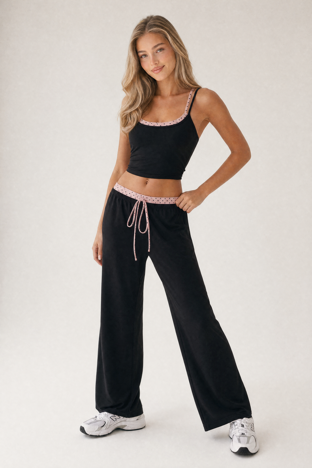 Dot Trim Cami Noir – front alt